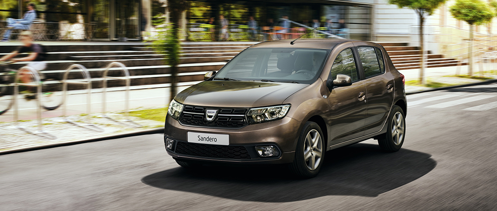 dacia_sandero_ph2_maisemassa